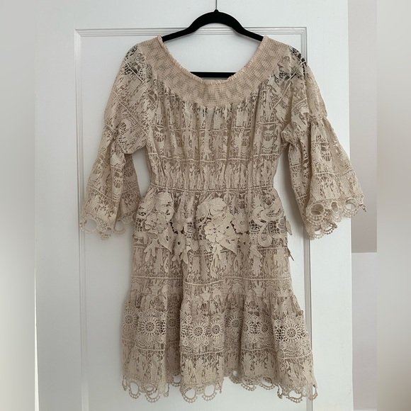 ANTICA SARTORIA Dresses & Skirts - ANTICA SARTORIA by giacomo cinque beige nude lace off shoulder dress TU